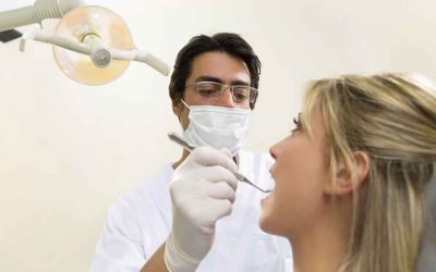 Main Advantages To Dental Implants