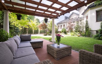 How a Deck Contractor Lancaster PA Makes Outdoor Entertaining Easy and Stylish